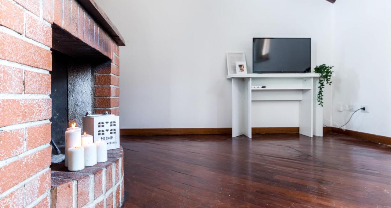 Ferienwohnung Altido Charming Flat For 6 In Historic Carrobbio Mailand Exterior foto